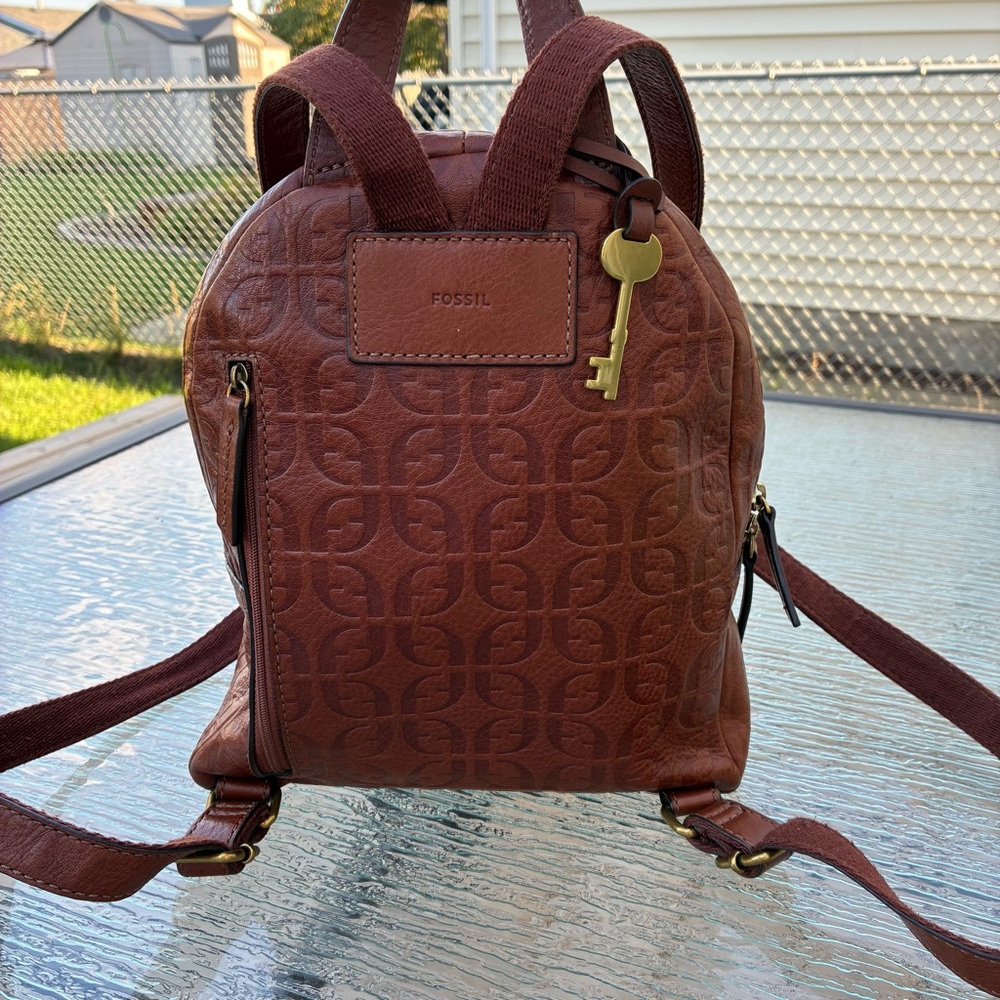 Fossil Megan Brown Leather Backpack - Picture 3 of 16